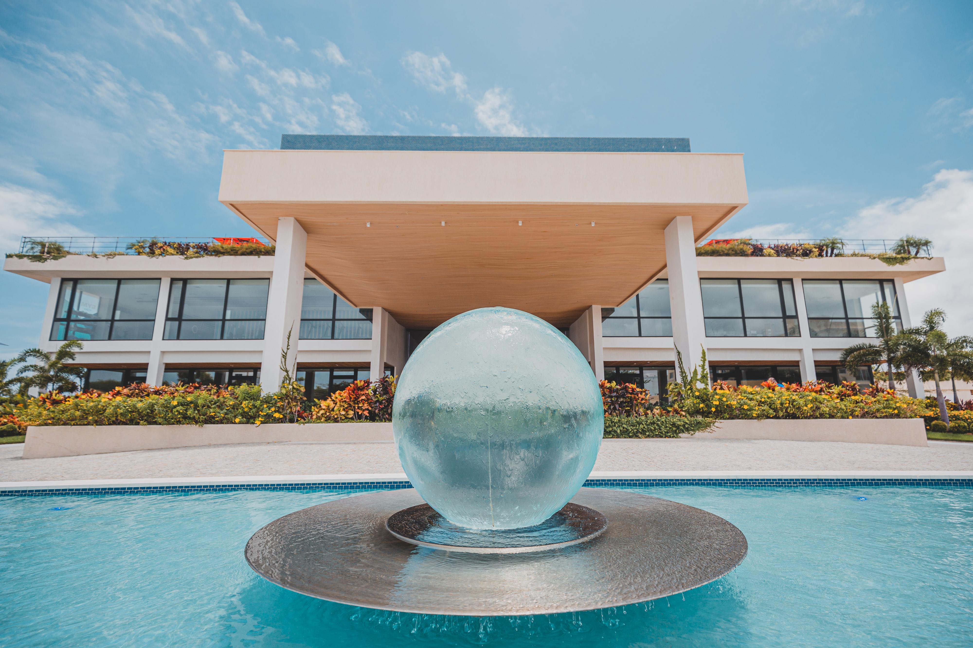 Hotel Radisson Blu Aruba Palm Beach Exterior foto